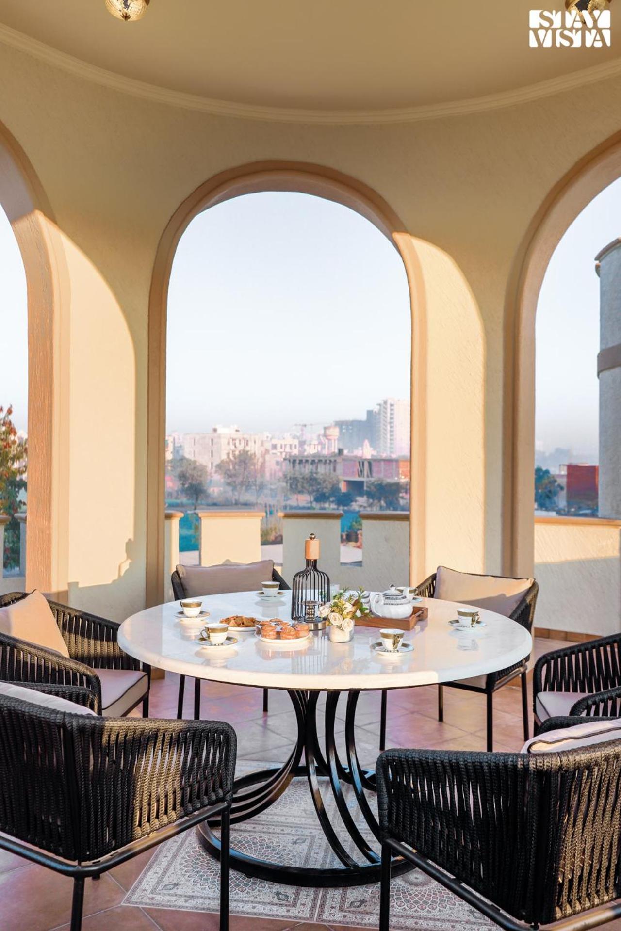 Stayvista'S Mystic Castle With Terrace, Swimming Pool, Lawn With Gazebo Jaipur Ngoại thất bức ảnh