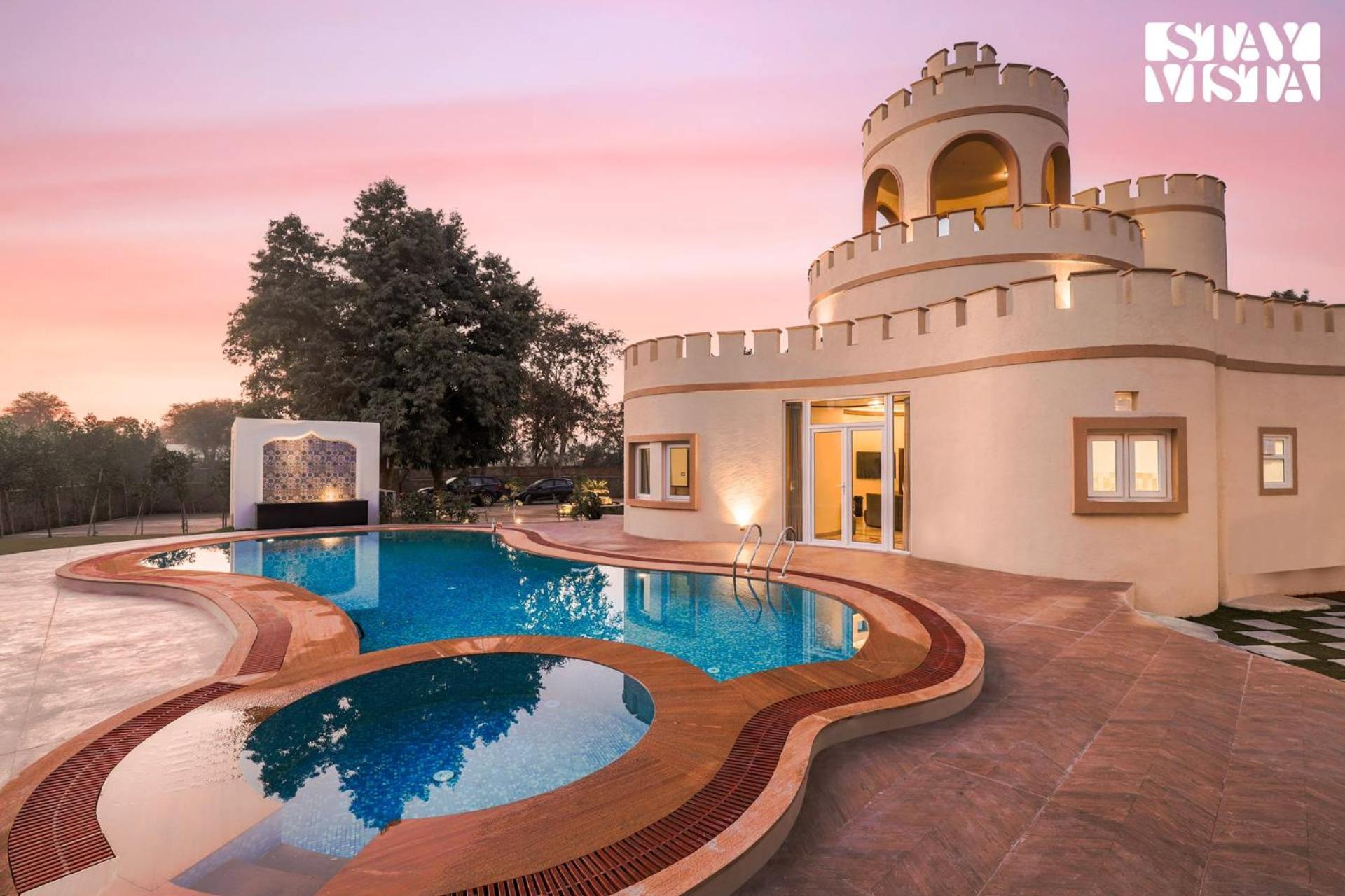 Stayvista'S Mystic Castle With Terrace, Swimming Pool, Lawn With Gazebo Jaipur Ngoại thất bức ảnh